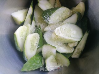 凉拌腐竹黄瓜的做法步骤：3
